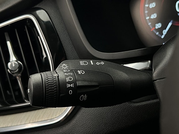 Volvo V60 17 of 30