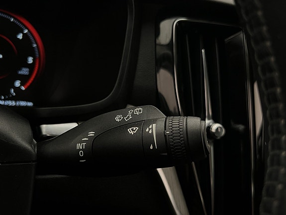 Volvo V60 19 of 30