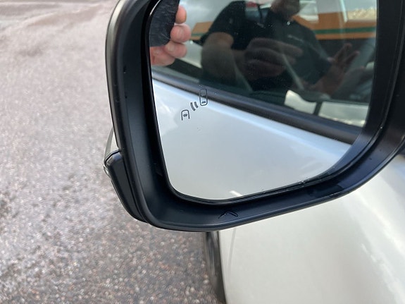 Toyota C-HR 13 of 21