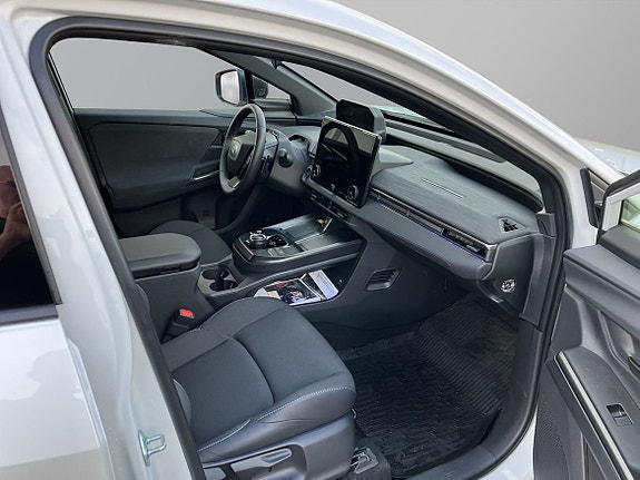 Toyota C-HR 7 of 21