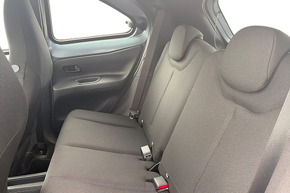 Toyota Aygo X 14 of 14