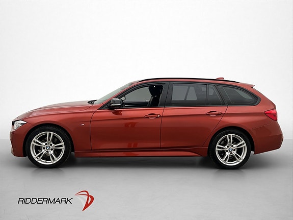 BMW 320i 4 of 29