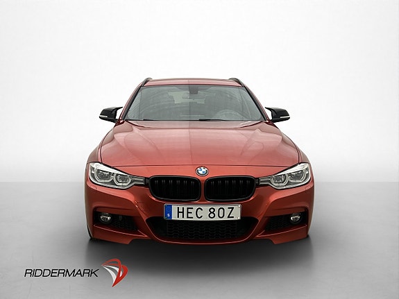 BMW 320i 2 of 29