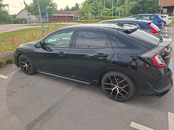 Honda Civic 3 of 8