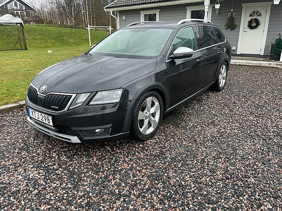 Skoda Octavia Scout 10 of 10