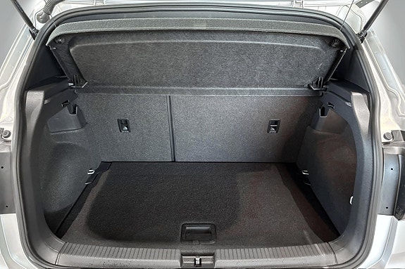 Volkswagen T-Cross 11 of 26