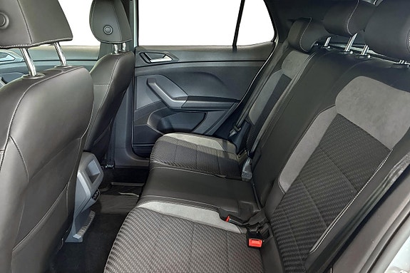 Volkswagen T-Cross 19 of 26