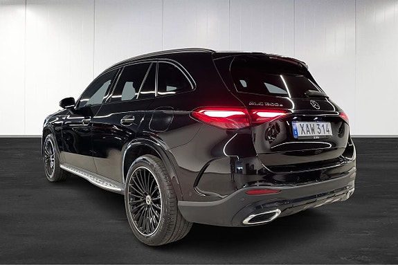 Mercedes-Benz GLC300 e 5 of 22