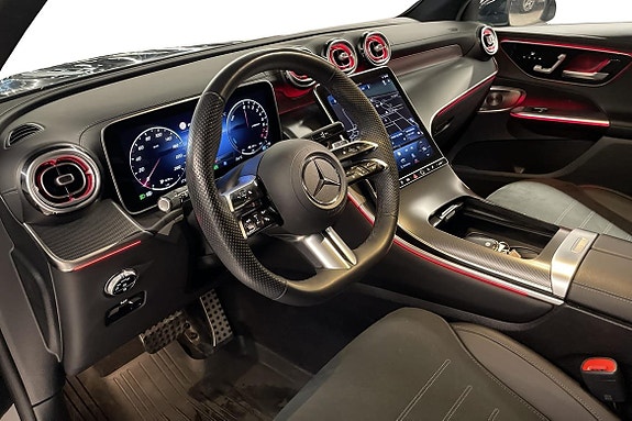 Mercedes-Benz GLC300 e 11 of 22