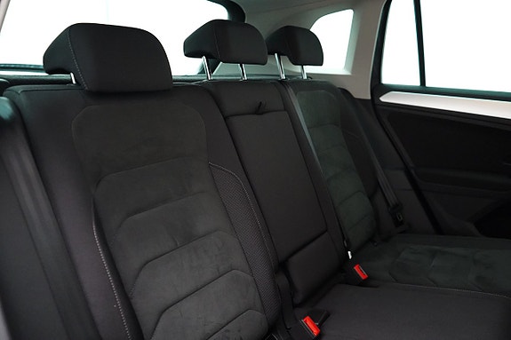 Volkswagen Tiguan 19 of 26