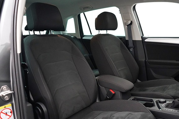 Volkswagen Tiguan 18 of 26