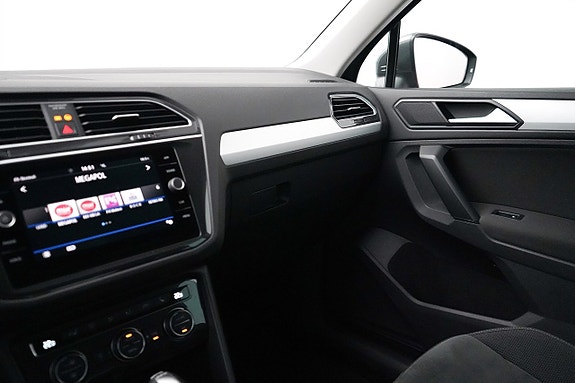 Volkswagen Tiguan 11 of 26