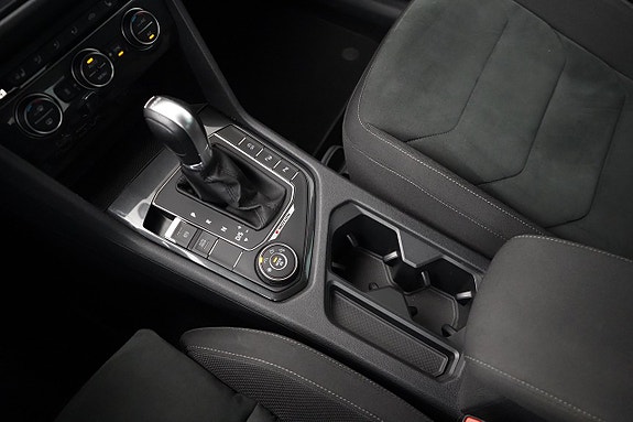 Volkswagen Tiguan 15 of 26