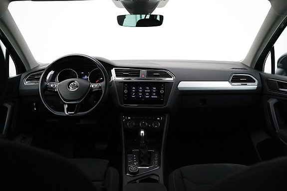 Volkswagen Tiguan 9 of 26