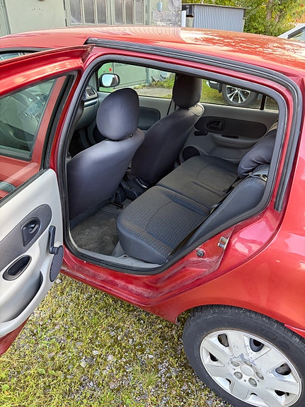Renault Clio 6 of 6