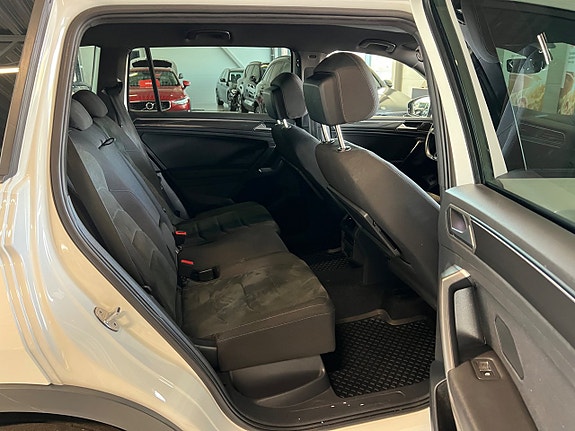 Volkswagen Tiguan Allspace 14 of 24