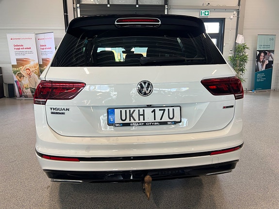 Volkswagen Tiguan Allspace 4 of 24