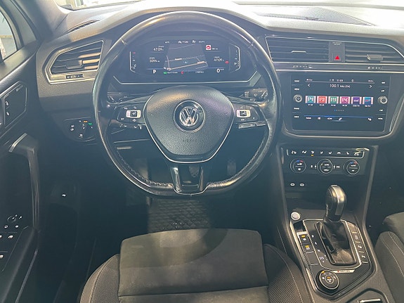 Volkswagen Tiguan Allspace 13 of 24