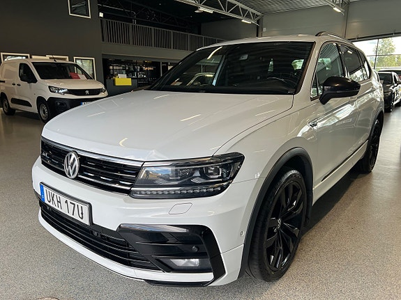 Volkswagen Tiguan Allspace 8 of 24