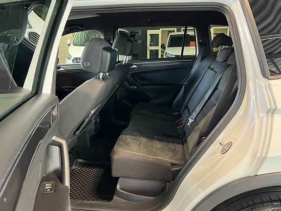 Volkswagen Tiguan Allspace 15 of 24