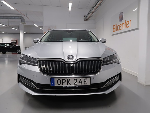 Skoda Superb 10 of 30
