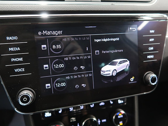 Skoda Superb 26 of 30