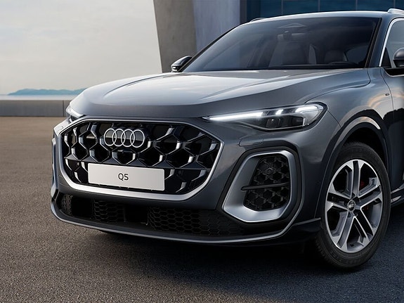 Audi Q5 3 of 11
