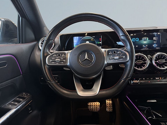Mercedes-Benz EQA250 9 of 21