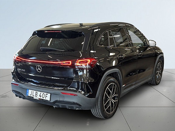 Mercedes-Benz EQA250 6 of 21