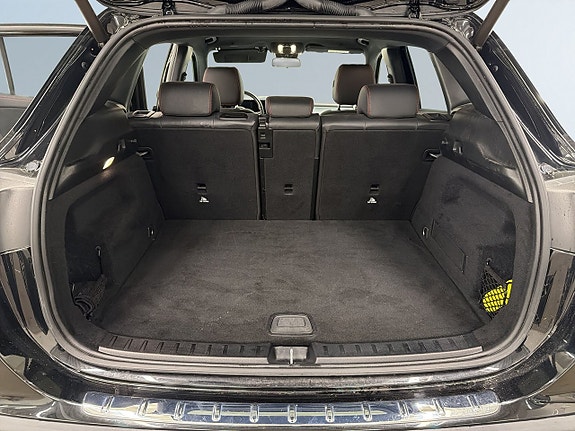 Mercedes-Benz EQA250 12 of 21