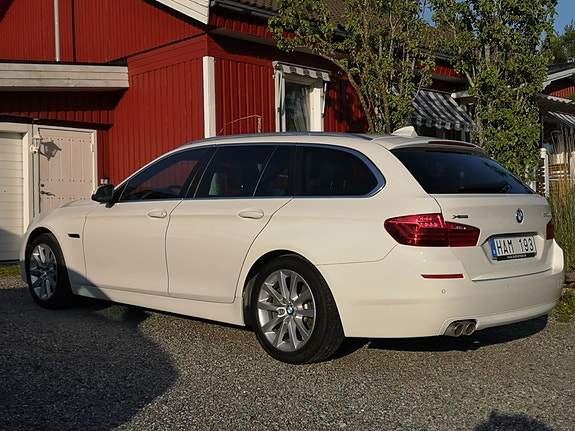 BMW 520d 2 of 7