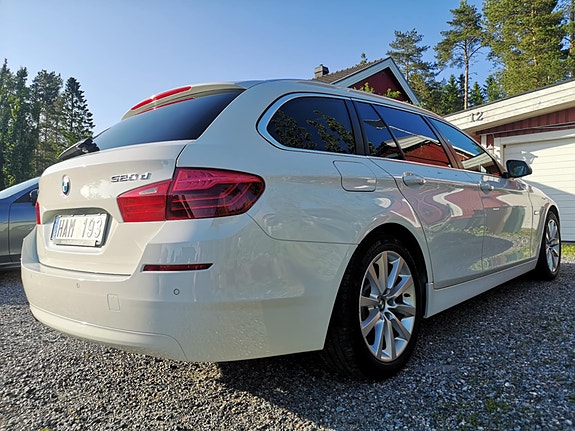 BMW 520d 3 of 7
