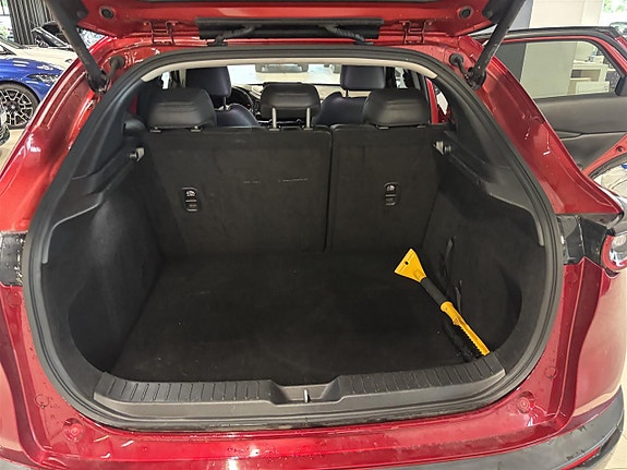 Mazda CX-30 5 of 14