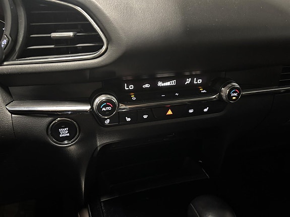 Mazda CX-30 10 of 14
