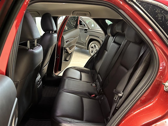 Mazda CX-30 6 of 14