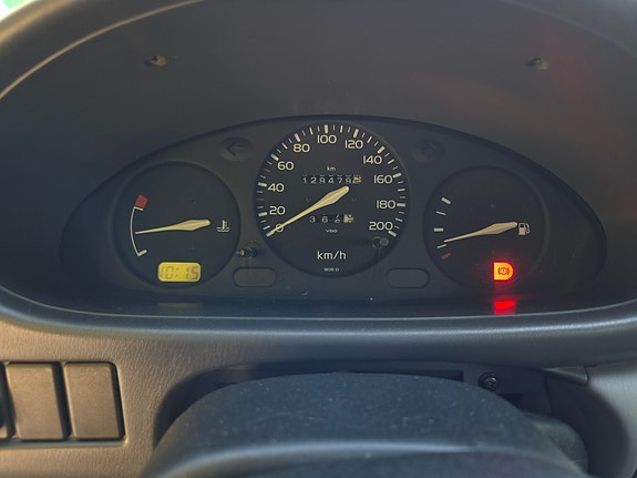 Nissan Micra 15 of 19