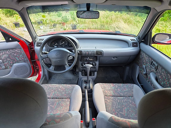 Nissan Micra 14 of 19