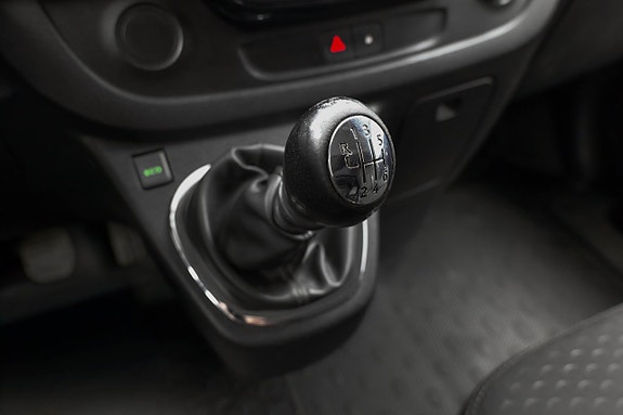 Opel Vivaro 14 of 22