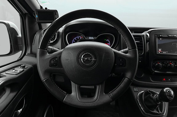 Opel Vivaro 7 of 22