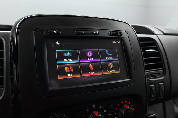 Opel Vivaro 11 of 22