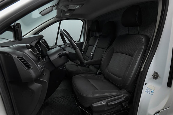 Opel Vivaro 4 of 22
