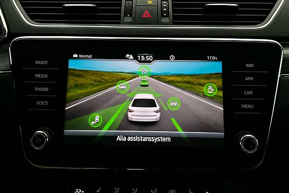 Skoda Superb 21 of 28