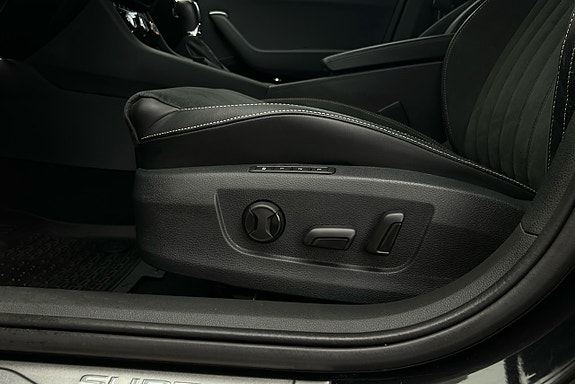 Skoda Superb 18 of 28