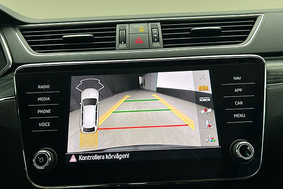 Skoda Superb 24 of 28