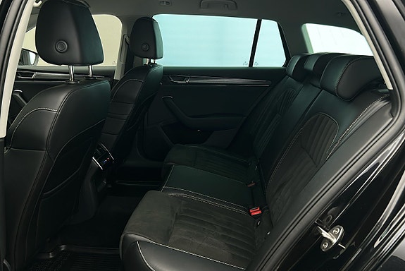 Skoda Superb 13 of 28