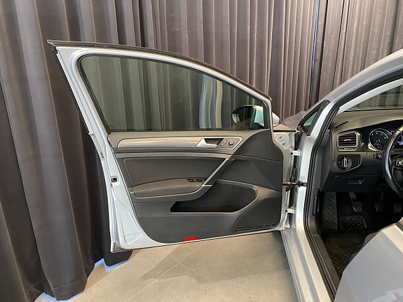 Volkswagen Golf I 29 of 30