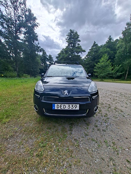 Peugeot Partner 2 of 6