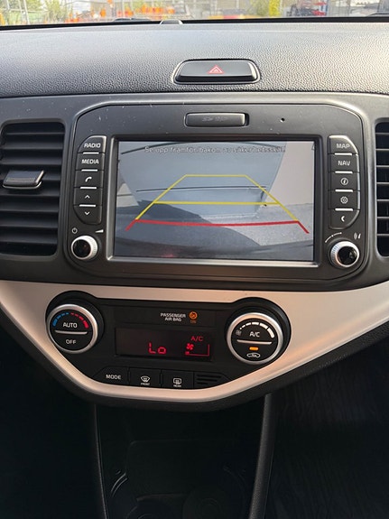 Kia Picanto 12 of 13