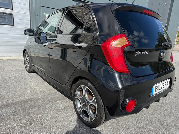 Kia Picanto 4 of 13