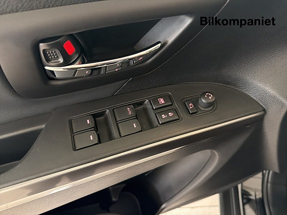 Suzuki S-Cross 17 of 18